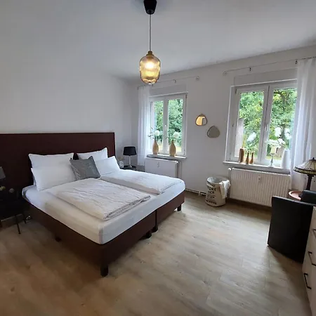 Fuchsbau 3*